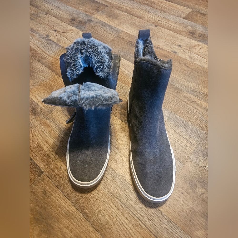 Grey Suede Fur-Lined Boots